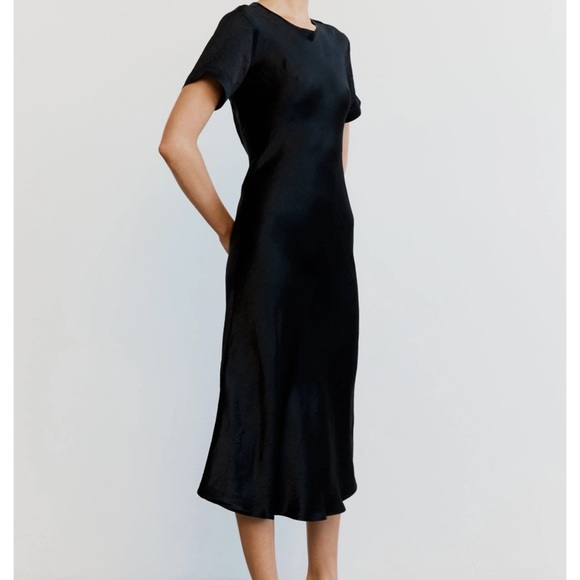 Crush Bias Tee Midi Dress by Third Form - Picture 2 of 6